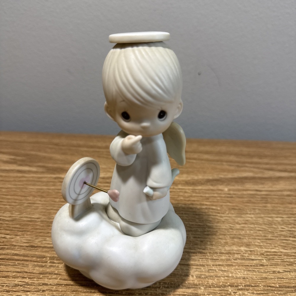 Precious Moments "Sending My Love" Figurine #100056 Enesco 1985